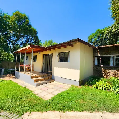 Pine Valley Lanseria Exterior photo
