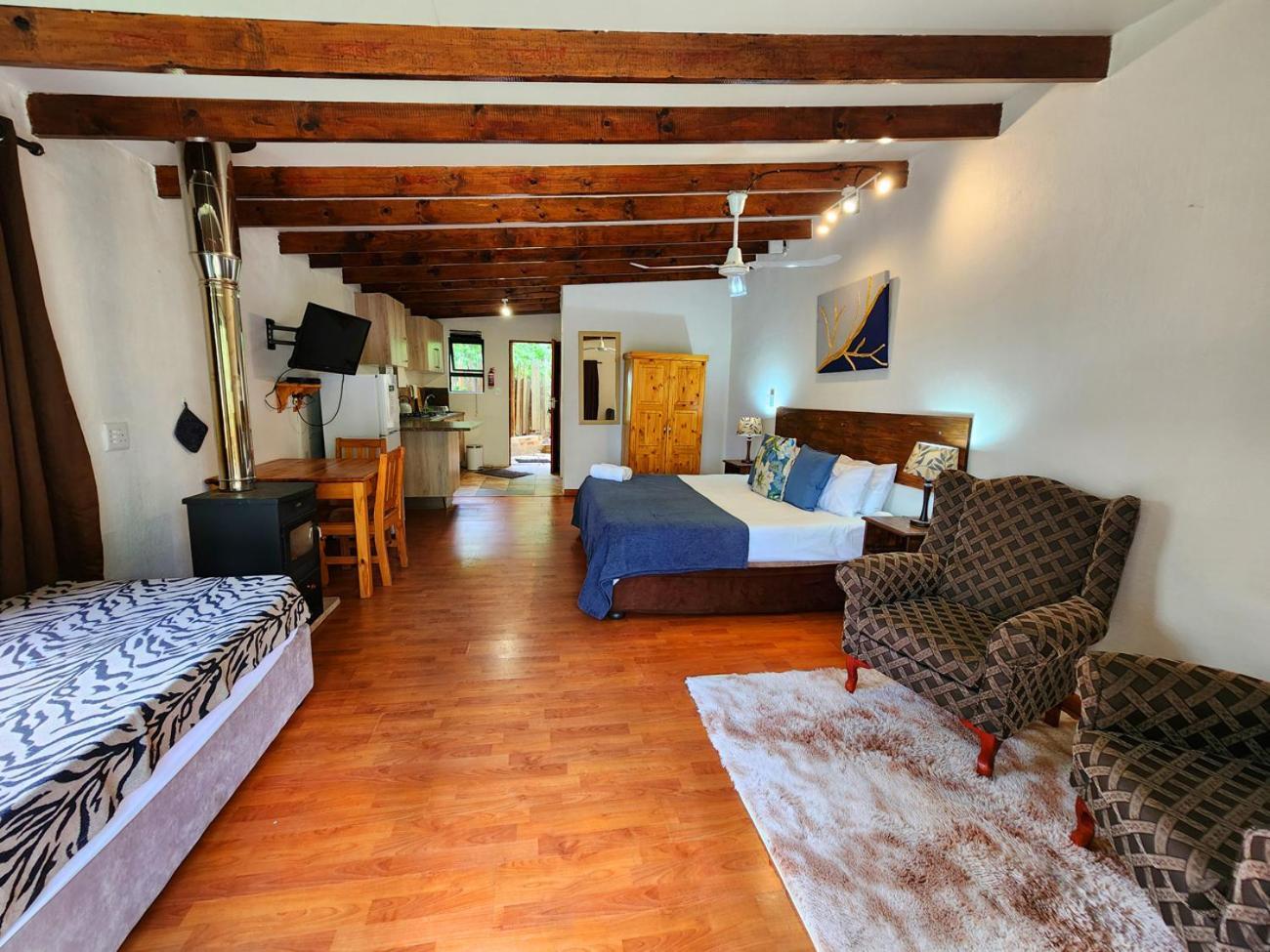 Pine Valley Chalet Lanseria