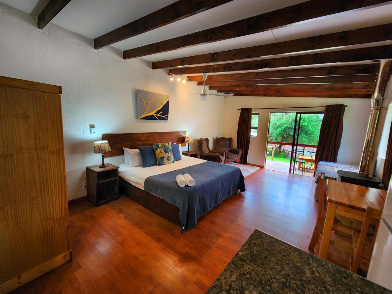 Chalet Pine Valley Lanseria
