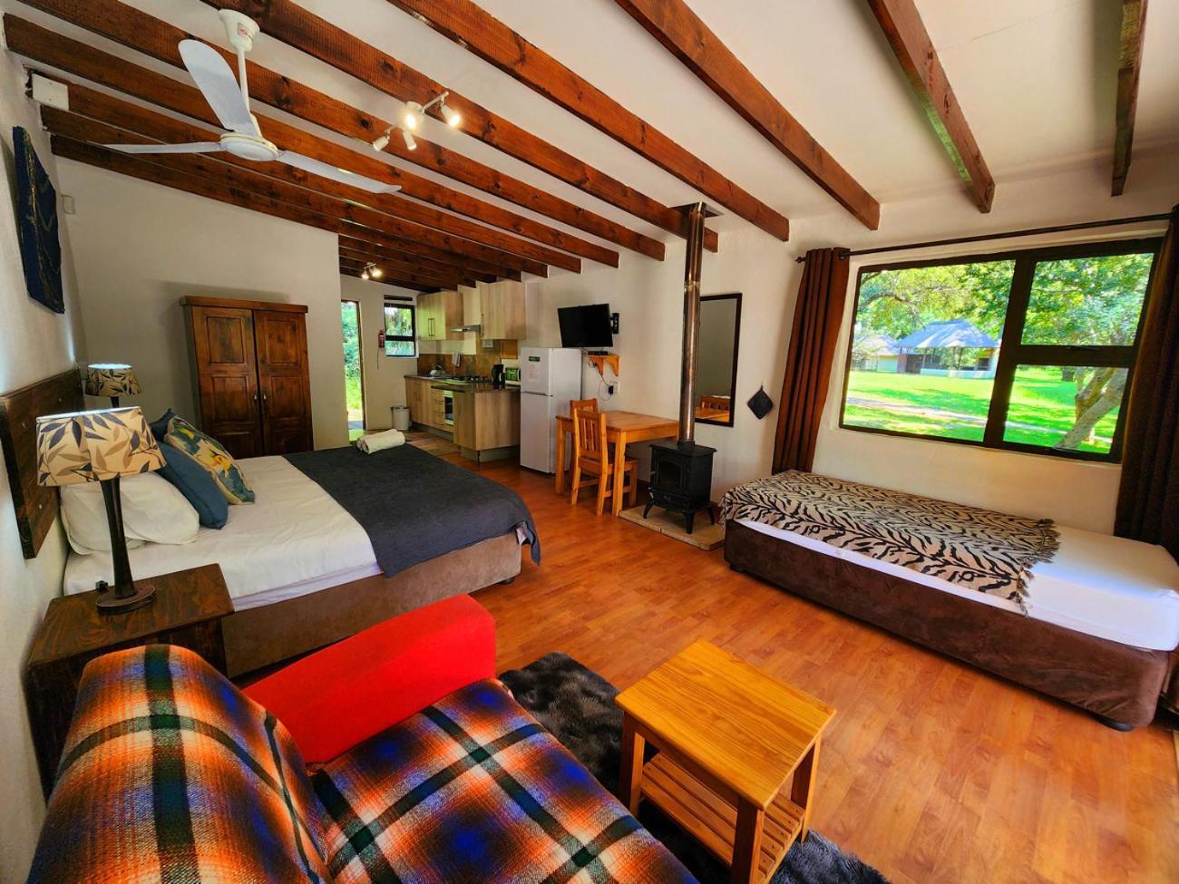 Pine Valley Chalet Lanseria