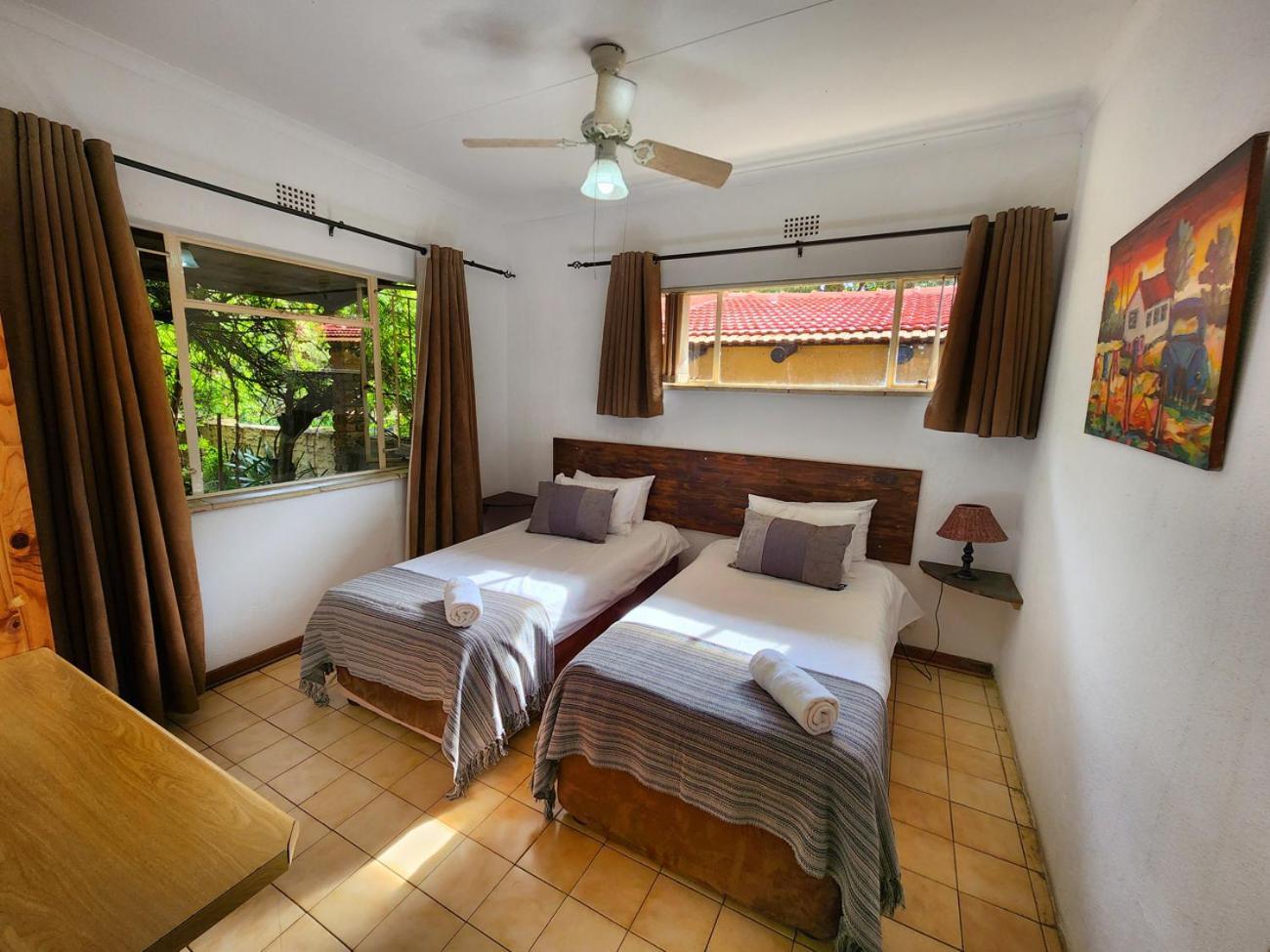Chalet Pine Valley Lanseria