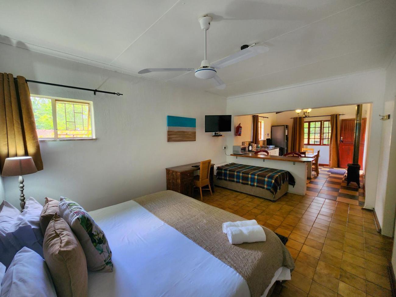 Pine Valley Lanseria