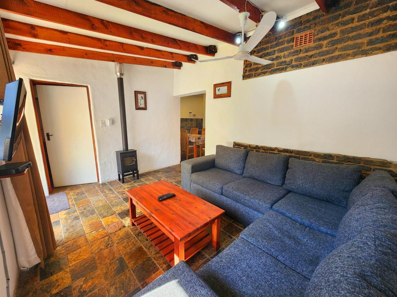Chalet Pine Valley Lanseria